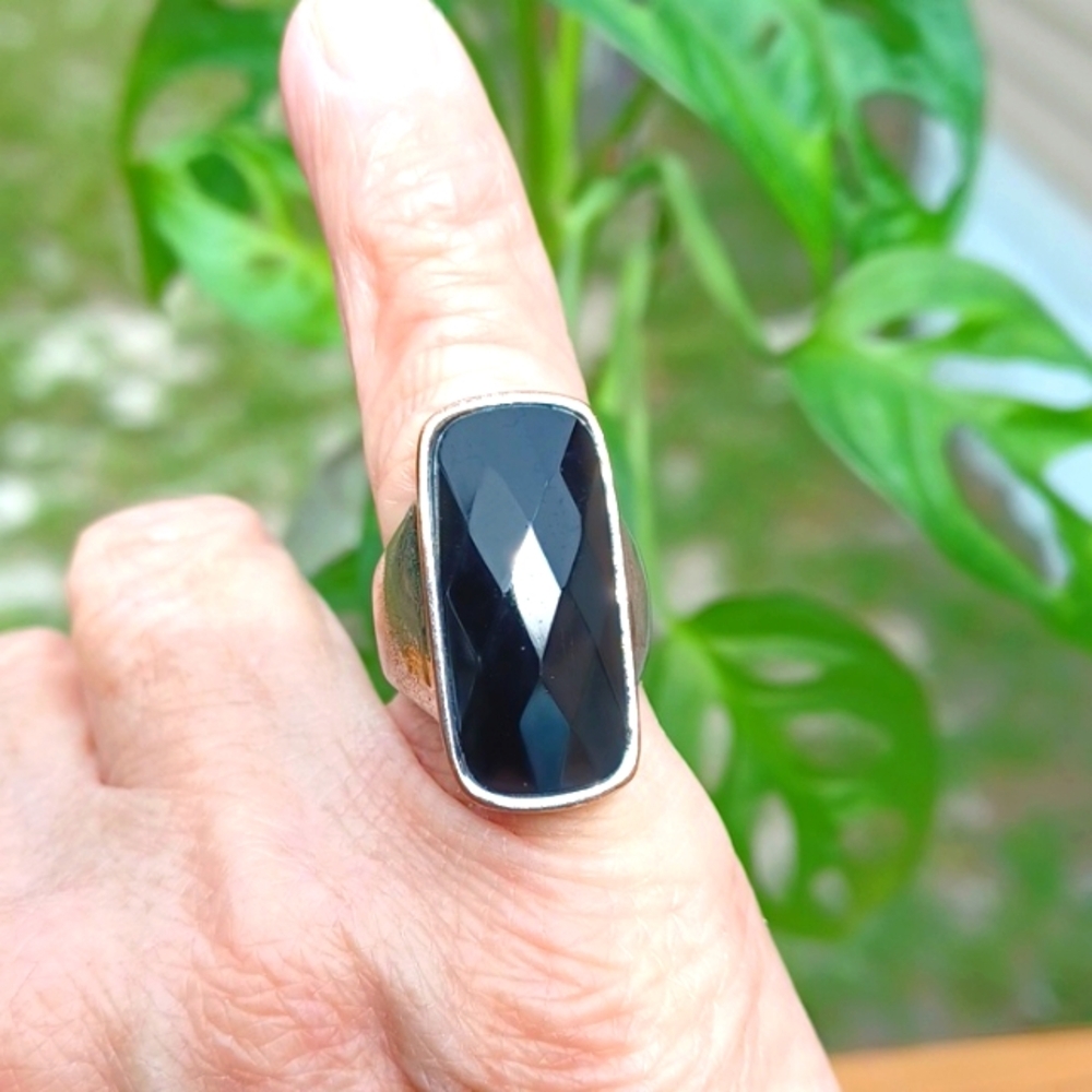 Womens Square Black Brailet, Silver Ring  5.5
